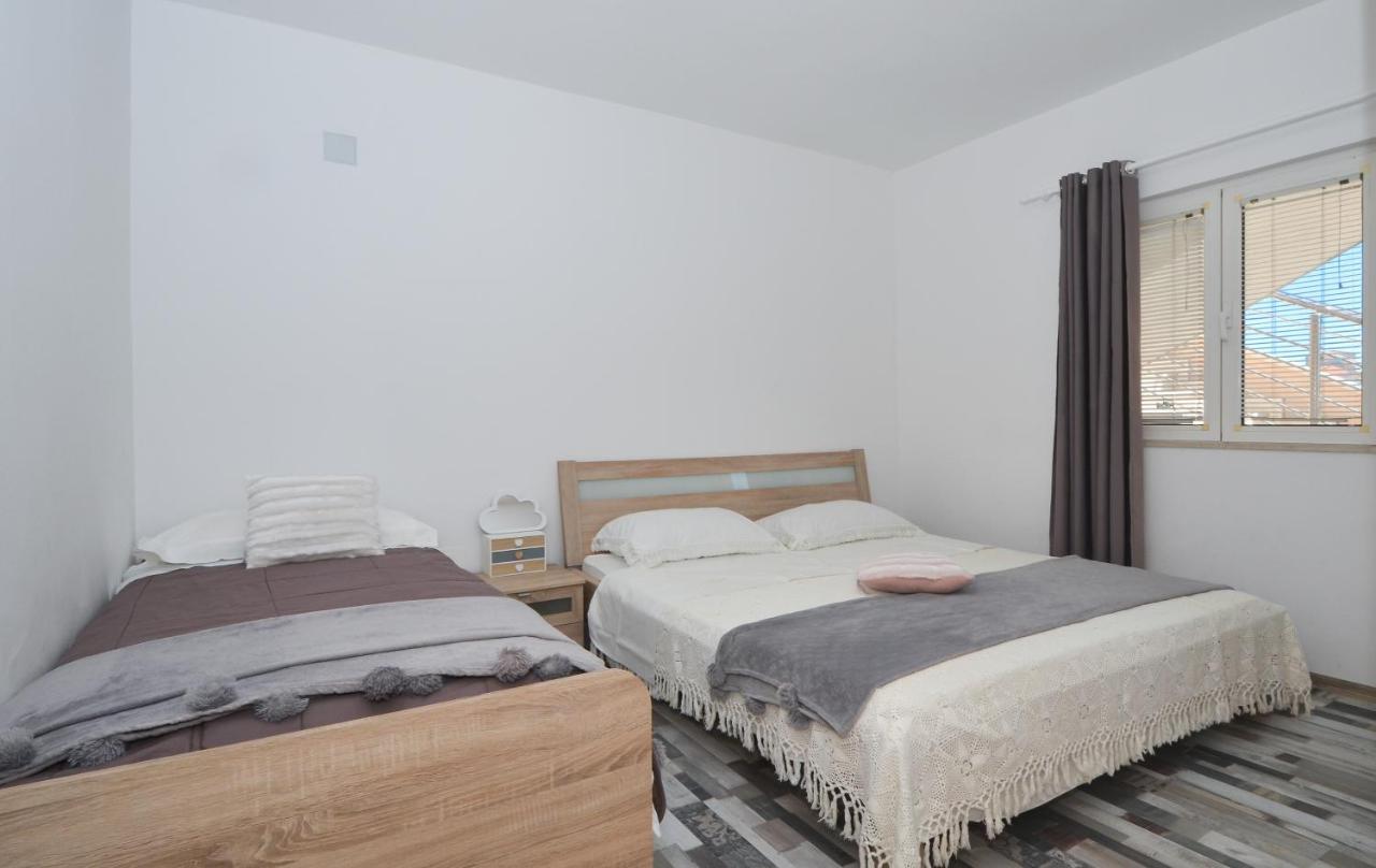 Apartments Luciano Seget Vranjica Kültér fotó