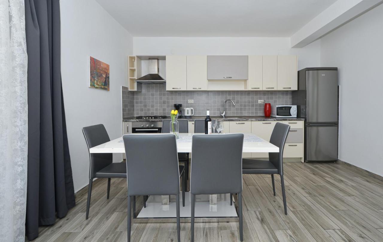 Apartments Luciano Seget Vranjica Kültér fotó